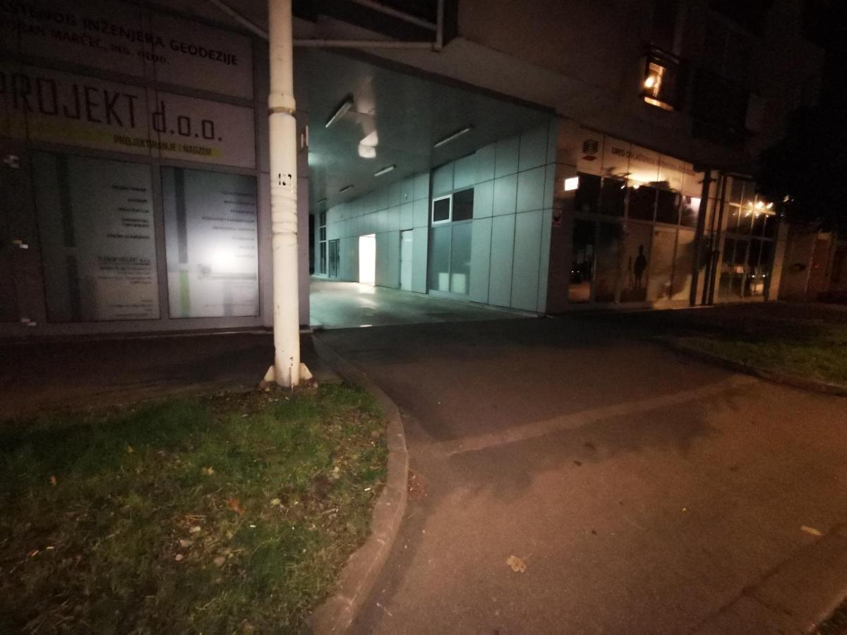 Passenger Self Check-In Osijek Exterior foto