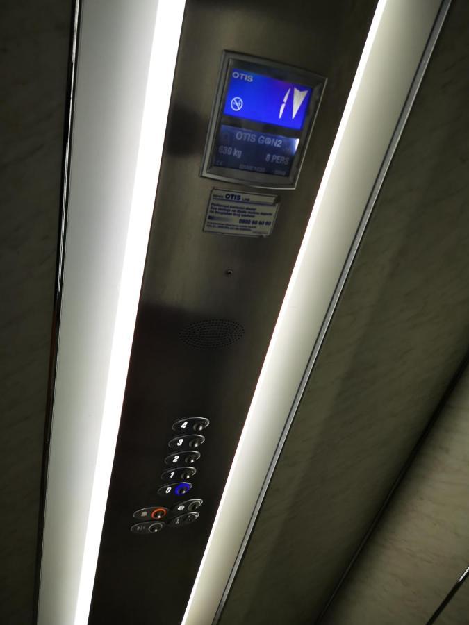 Passenger Self Check-In Osijek Exterior foto